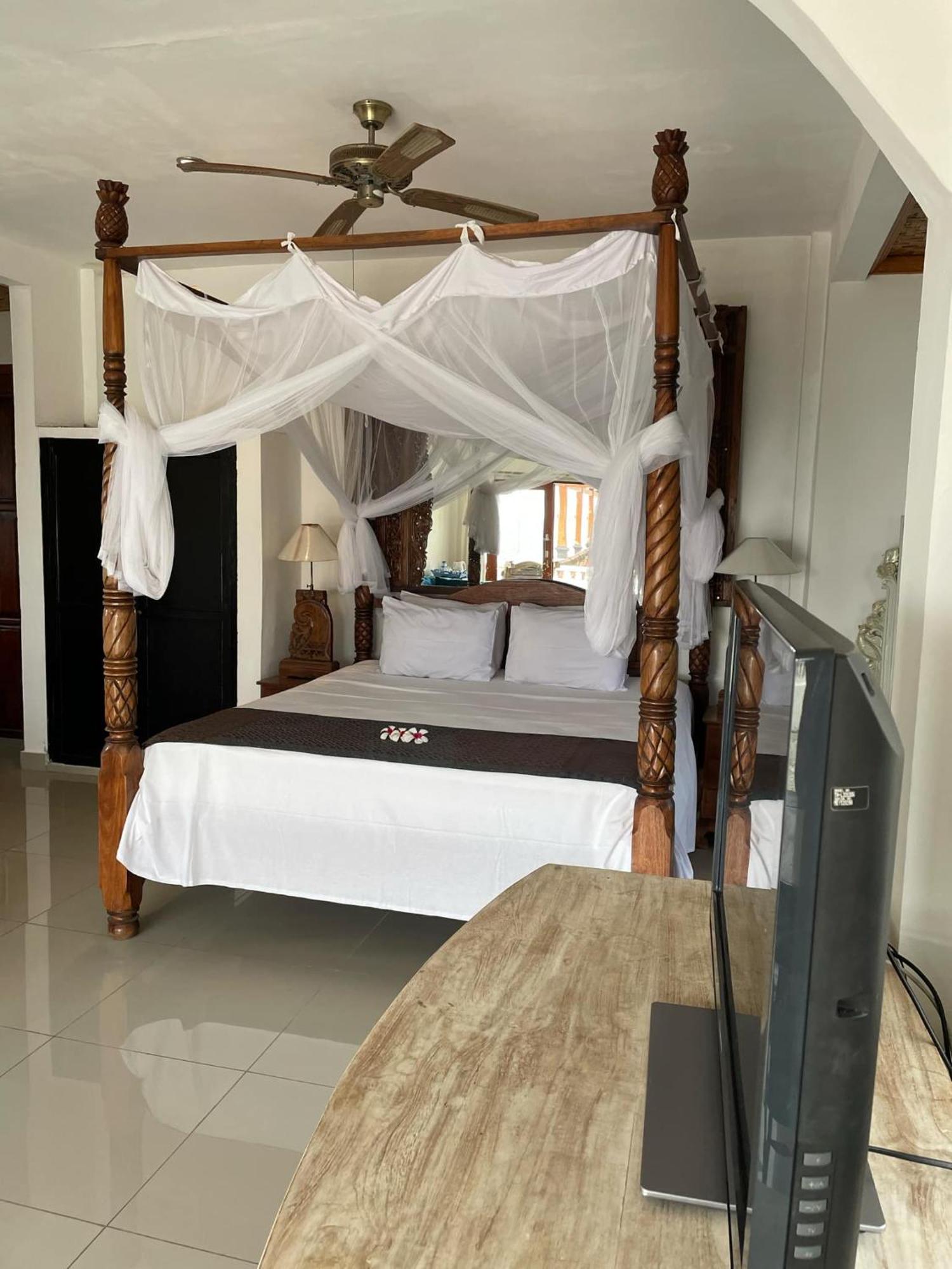 Puri Oka Beach Bungalows Candidasa Dış mekan fotoğraf