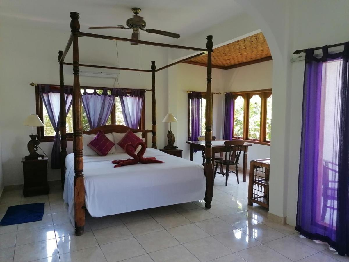 Puri Oka Beach Bungalows Candidasa Dış mekan fotoğraf